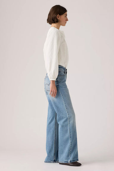 levis-loose-boot-easy-days-side