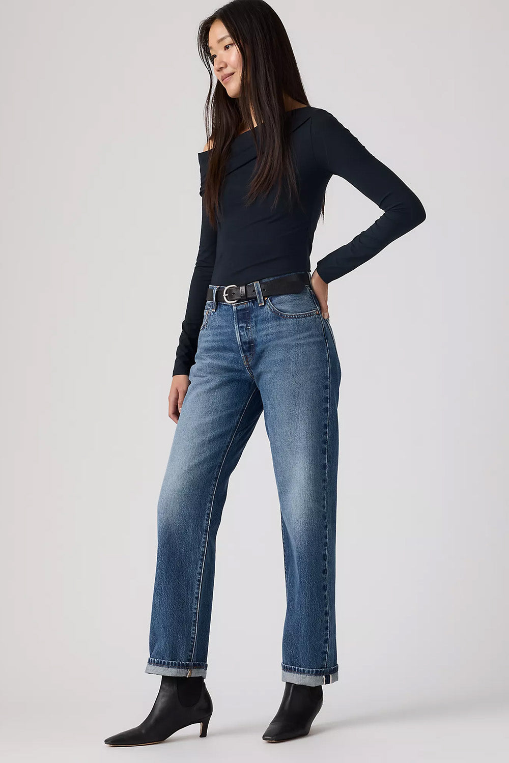 Levis Premium 501 '90s in Work Yourself Selvedge — Model view