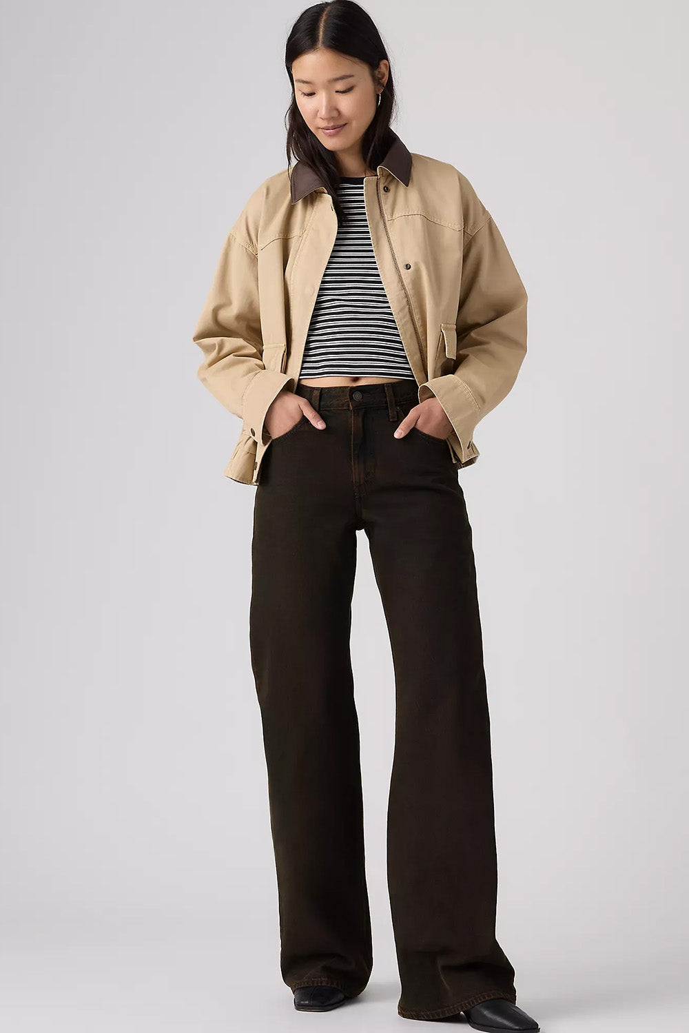 Levis Premium Loose Boot in Over A Cup — Model view