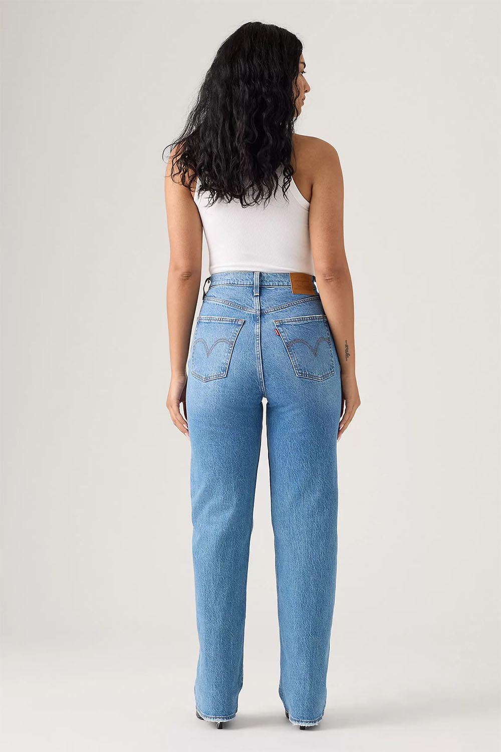 levis-ribcage-full-length-dance-around-back