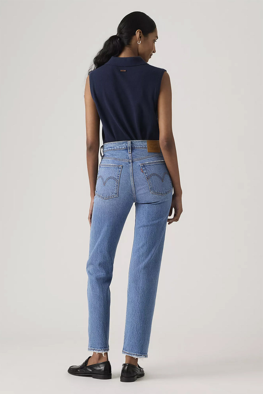 levis-wedgie-straight-dance-around-back