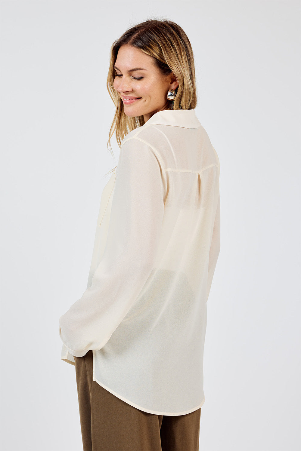 Sadie & Sage - All Invited Button Up Shirt - Ivory - Side