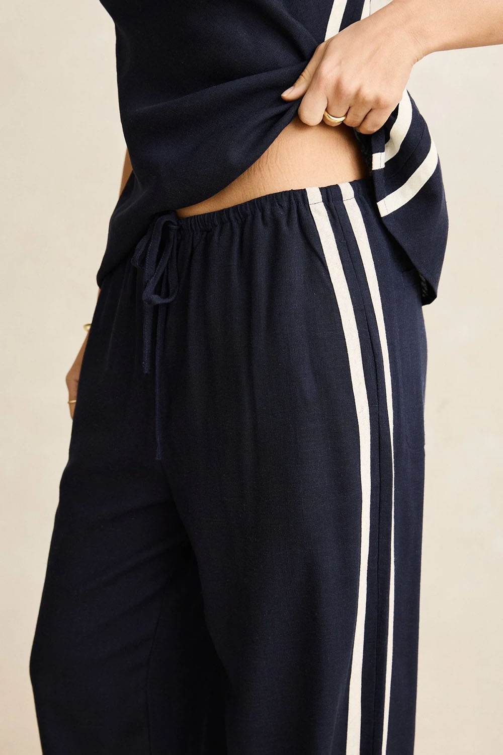 rhythm contrast linen track pant ocean detail