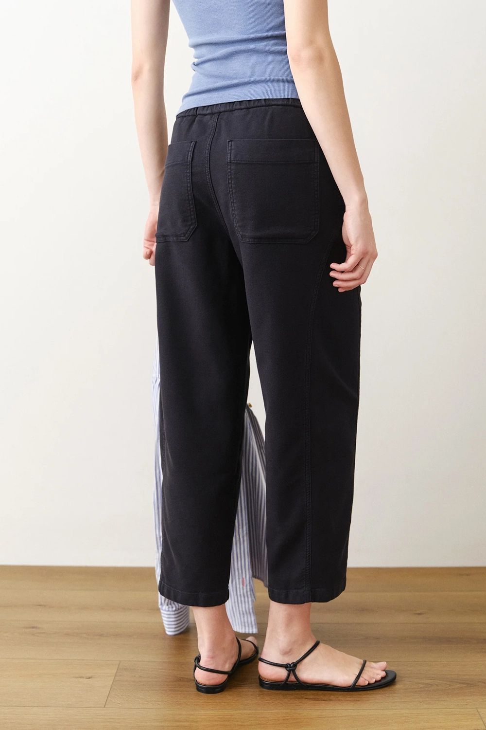 marine-layer-jessie-barrel-leg-pant-black-back