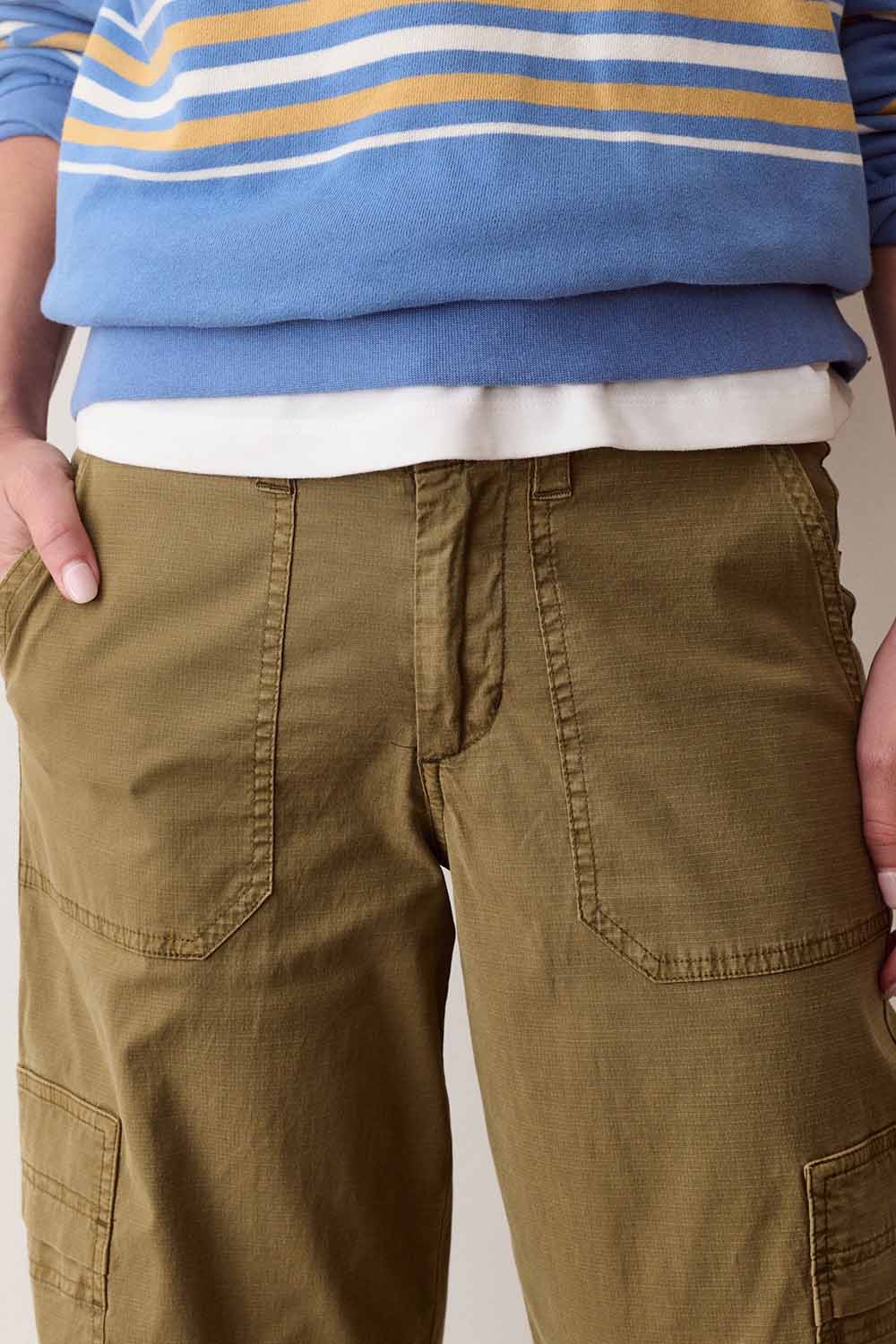 Marine Layer Sierra Utility Pant in Dark Olive — Pocket detail view