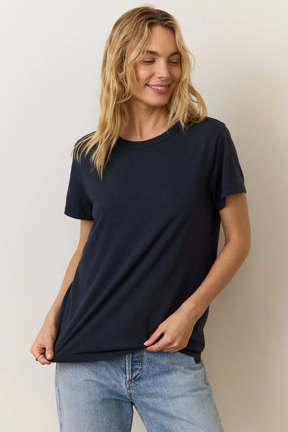 marine-layer-tried-and-true-crew-tee-black-profile