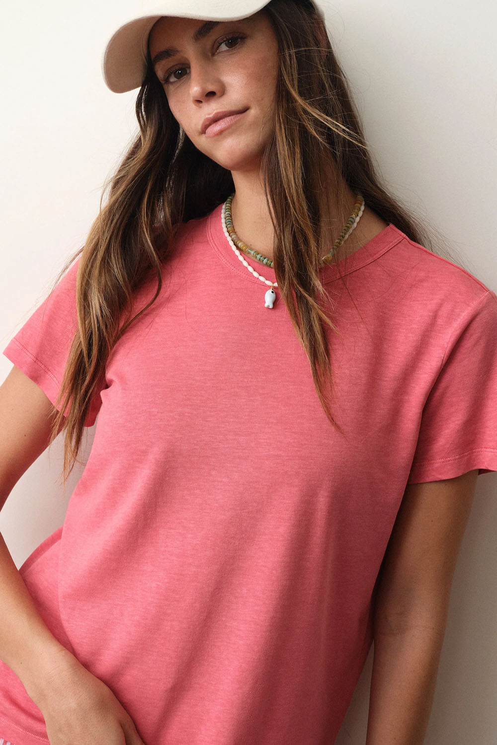 marine-layer-tried-and-true-hemp-crew-tee-washed-red-detail