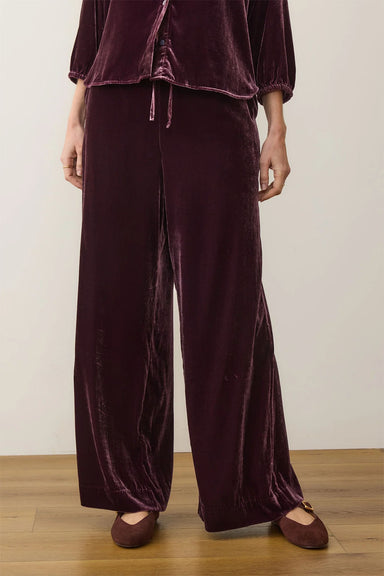 marine layer bella velvet drawstring pant fig front