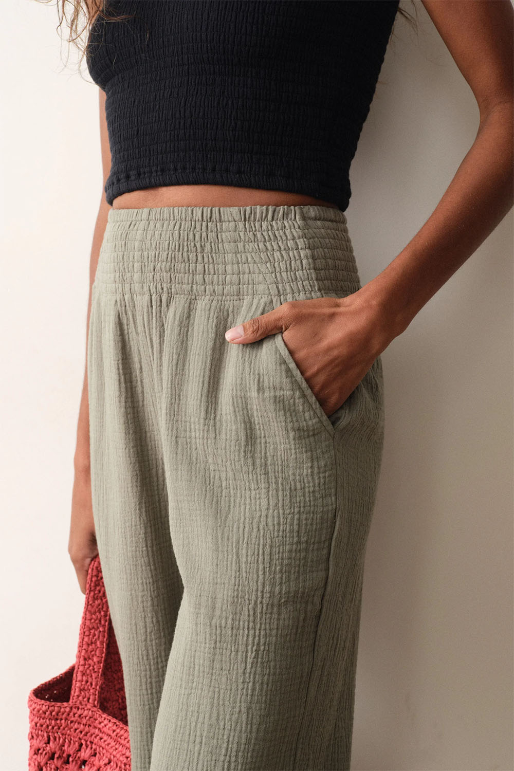 marine layer cali double cloth pant sage detail