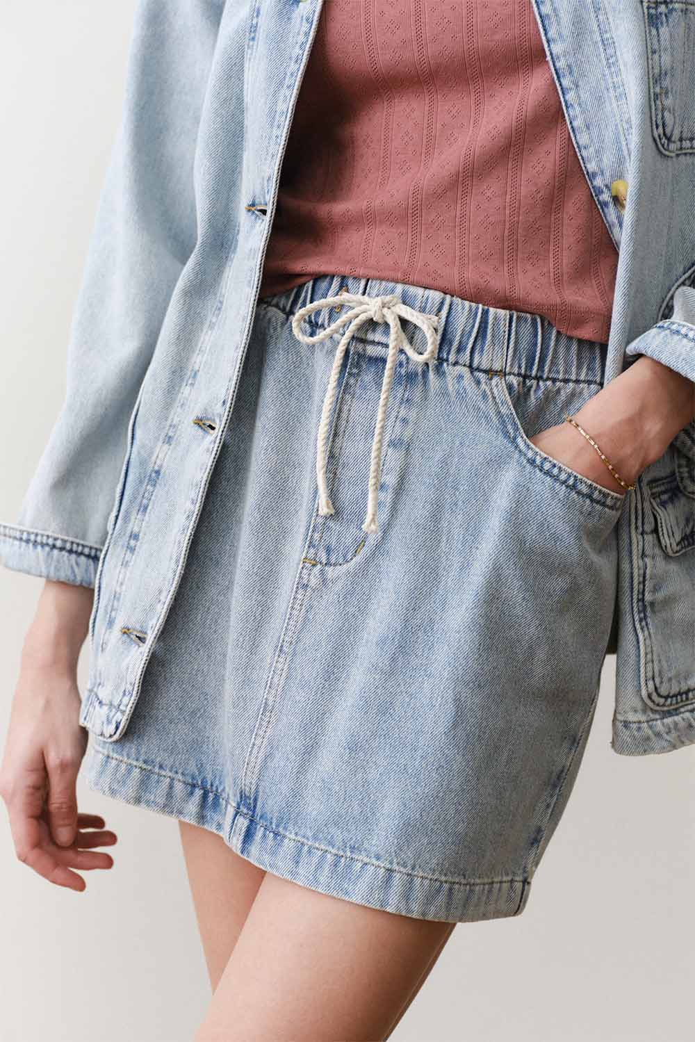 marine layer ella denim mini skirt light wash side