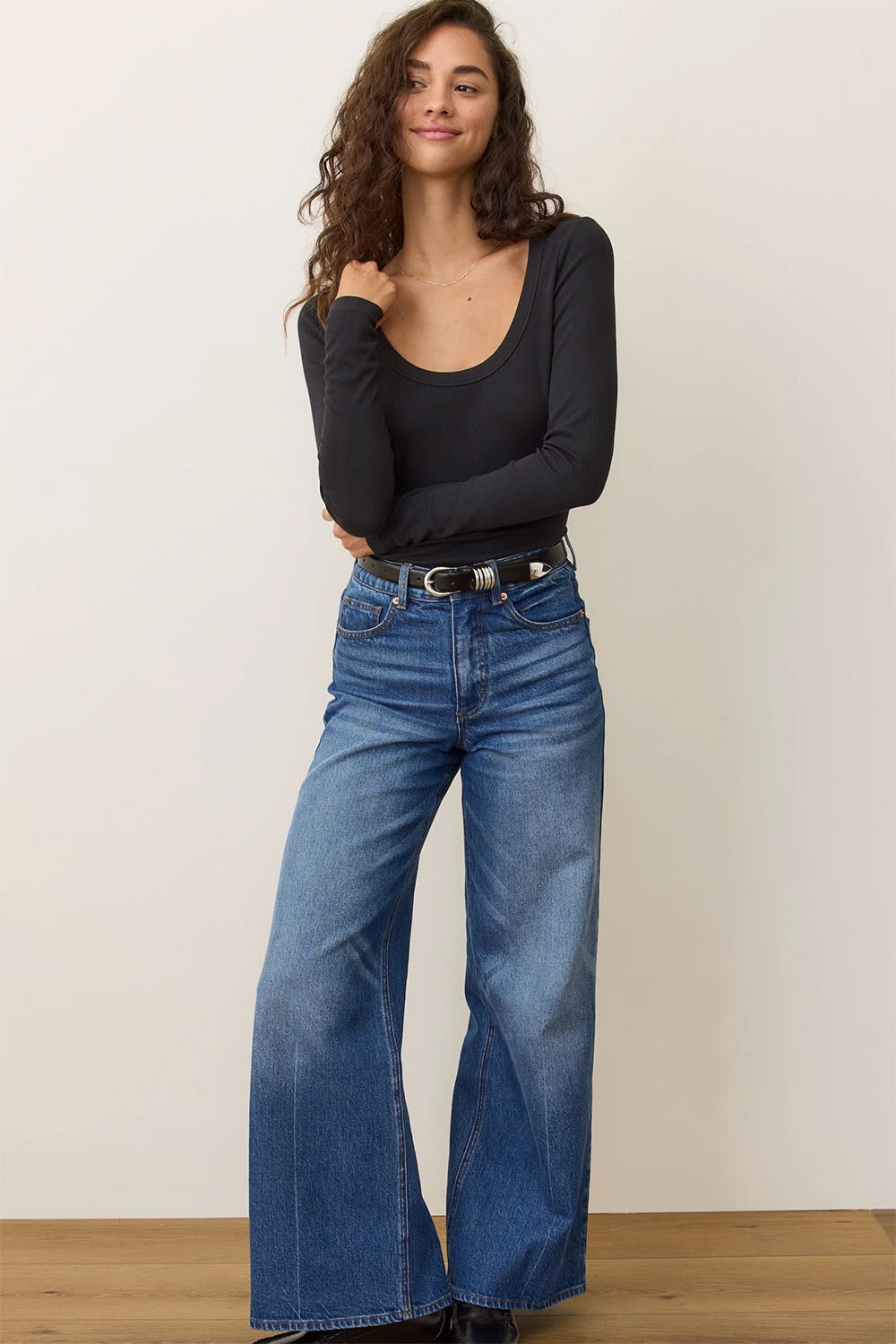 marine layer lexi scoop neck faded black 