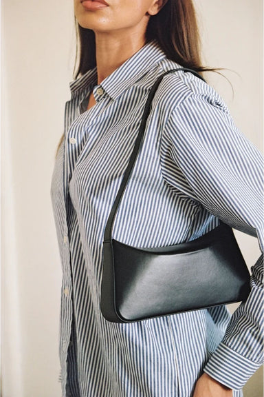 Matisse Victoria Leather in Black — Model view