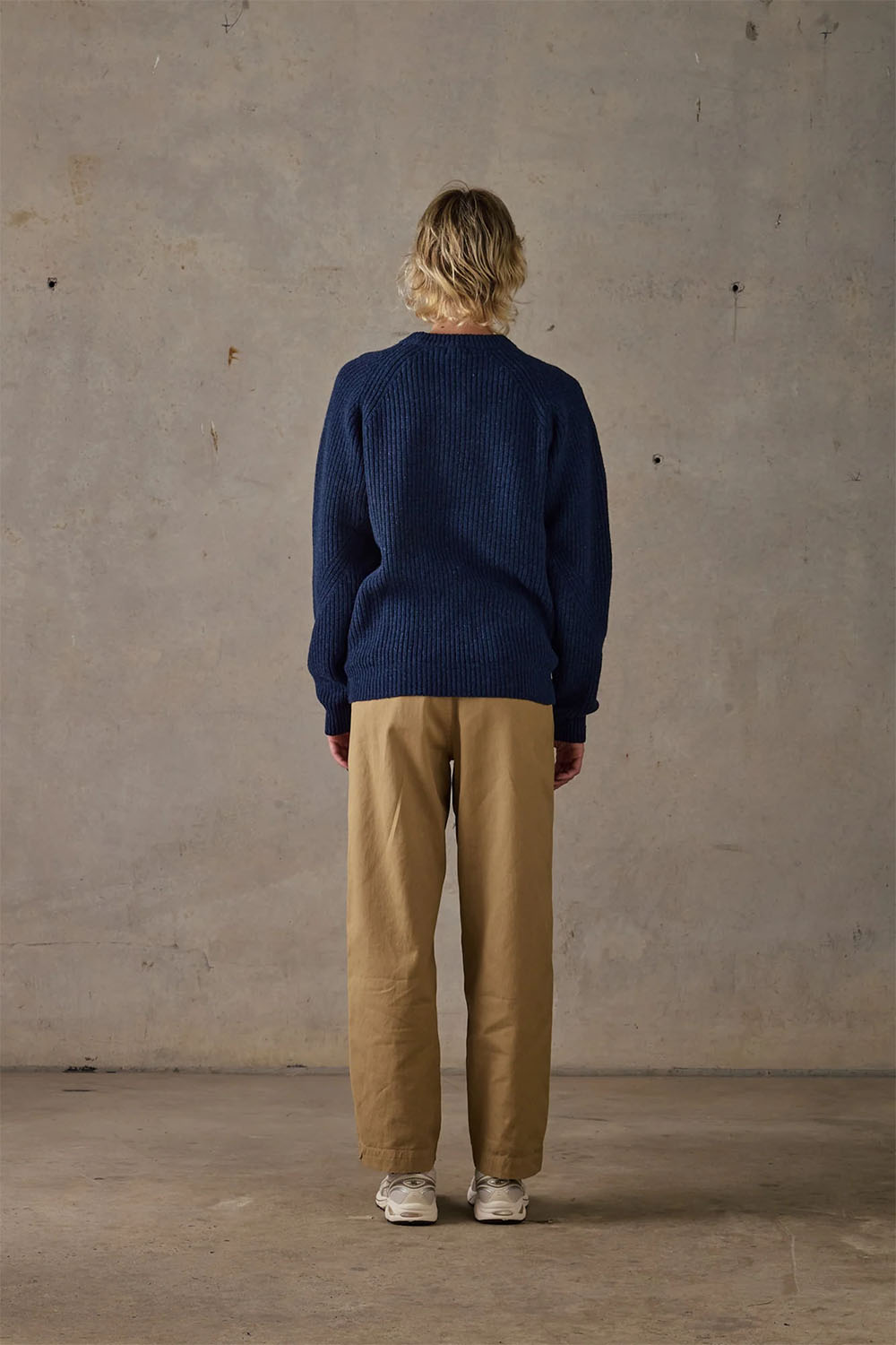 mctavish fisherman merino knit dark blue back