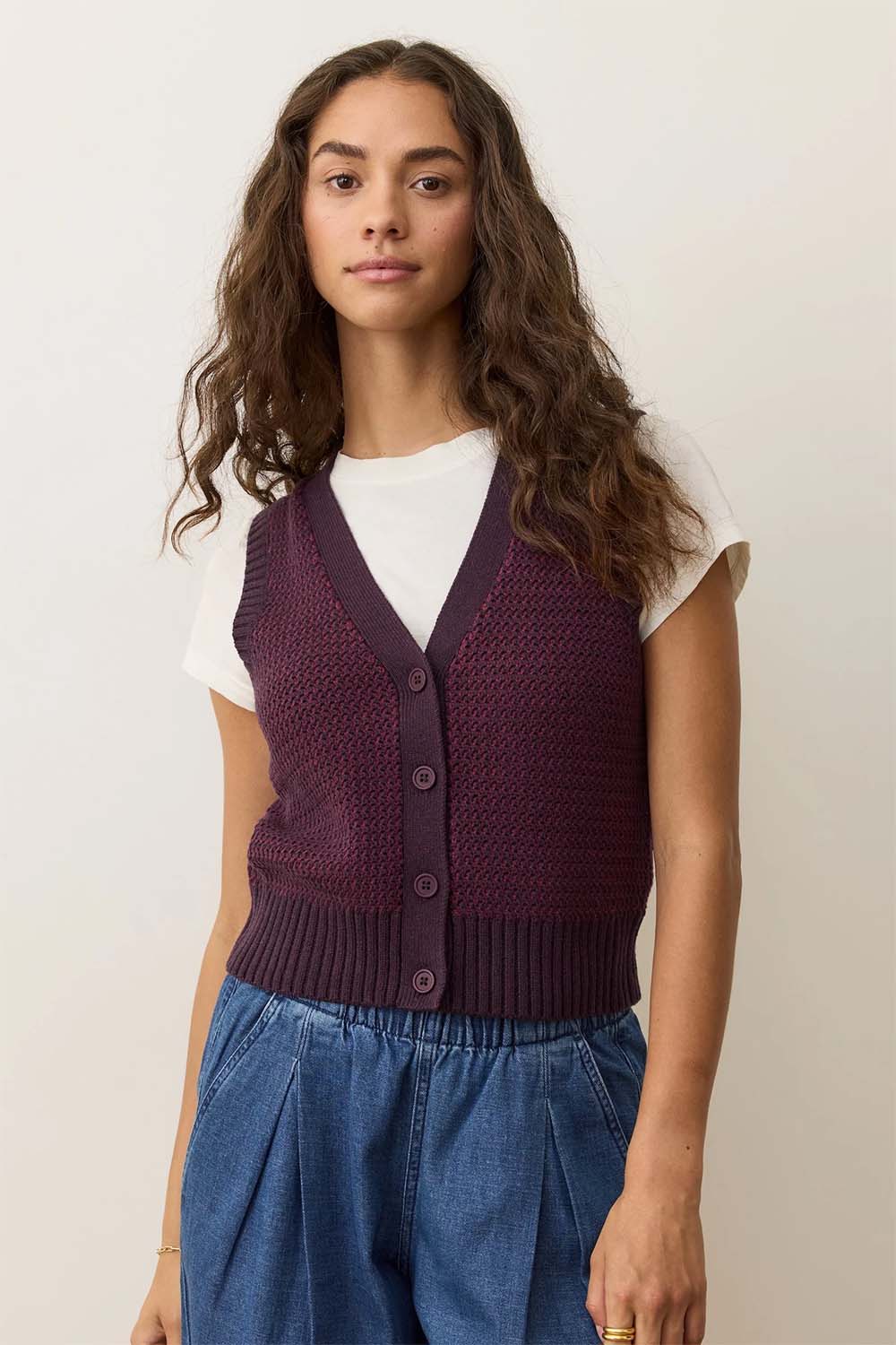 ROBIN TEXTURED SWEATER VEST