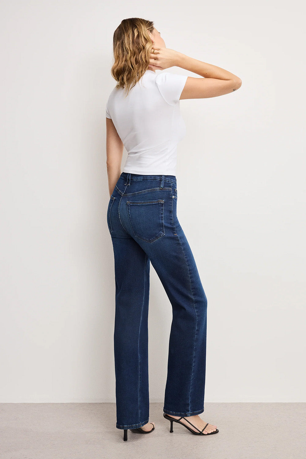 Good American - Soft Tech True Straight Jeans - Indigo - Back