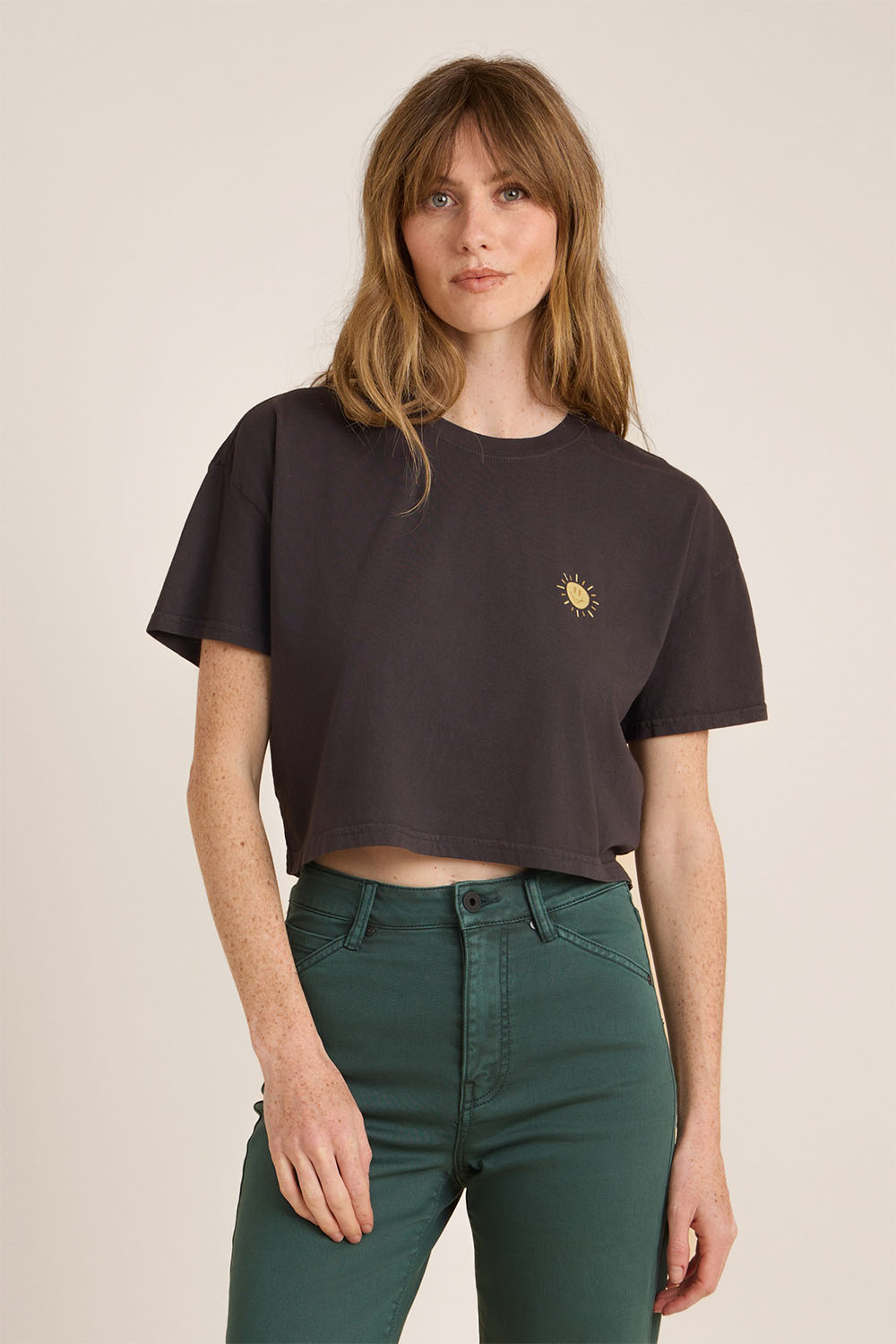 Roark - Seek Cropped Boxy Tee - Faded Black - Front