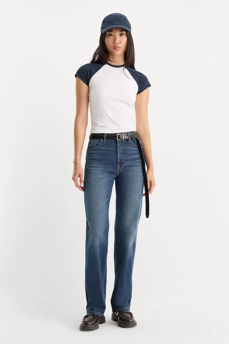 Good American - Soft Tech True Straight Jeans - Lyric - Front