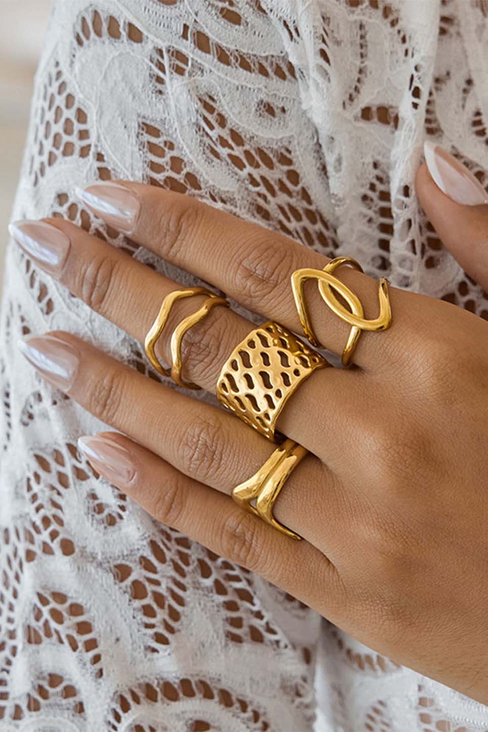 pearl of the west squiggle ring model