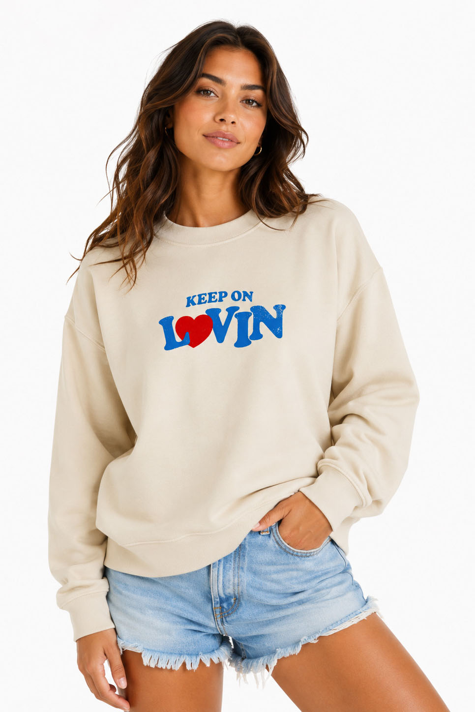pearl of the west keep on lovin crew ecru