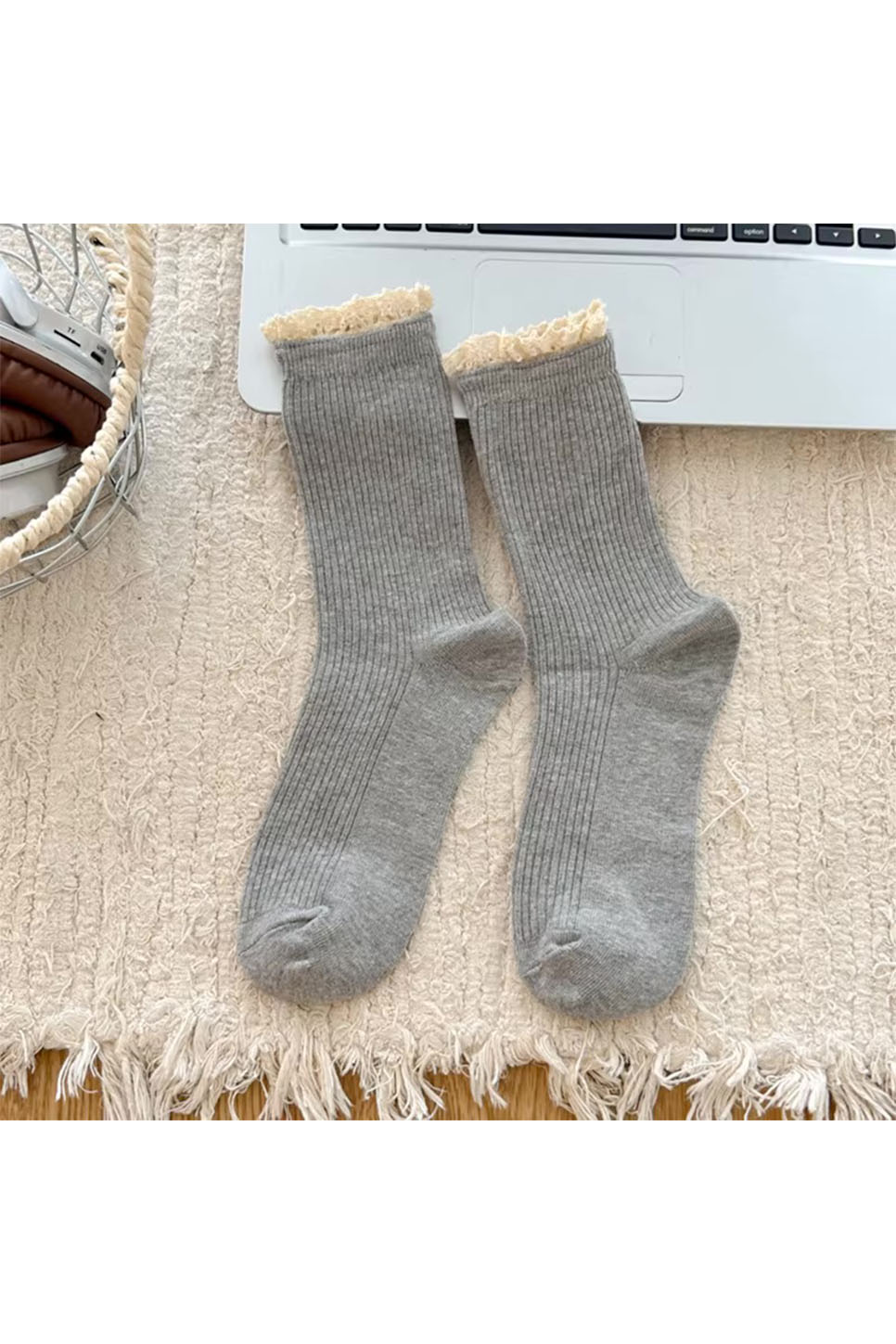 pearl of the west solid ruffle sock lt grey