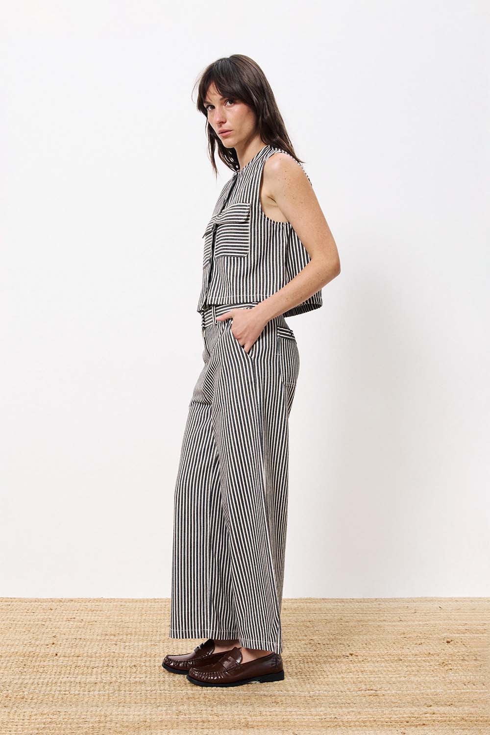 FRNCH - Sadet Vest - Chocolat - Side