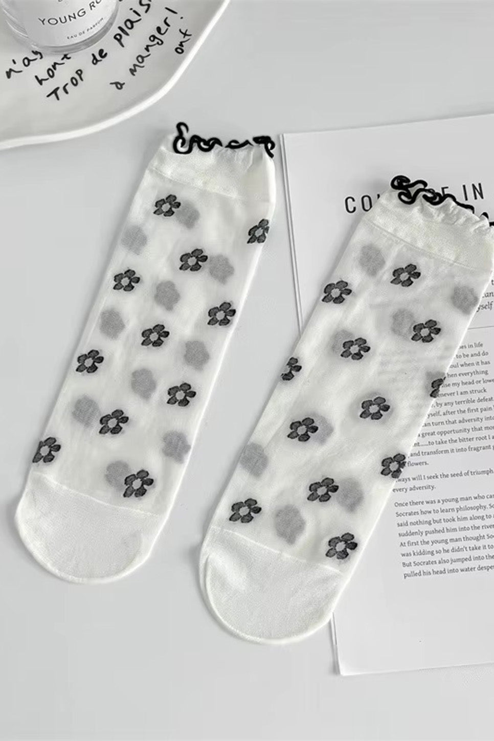 Pearl of the West - Sheer Ruffle Sock - White/Flower