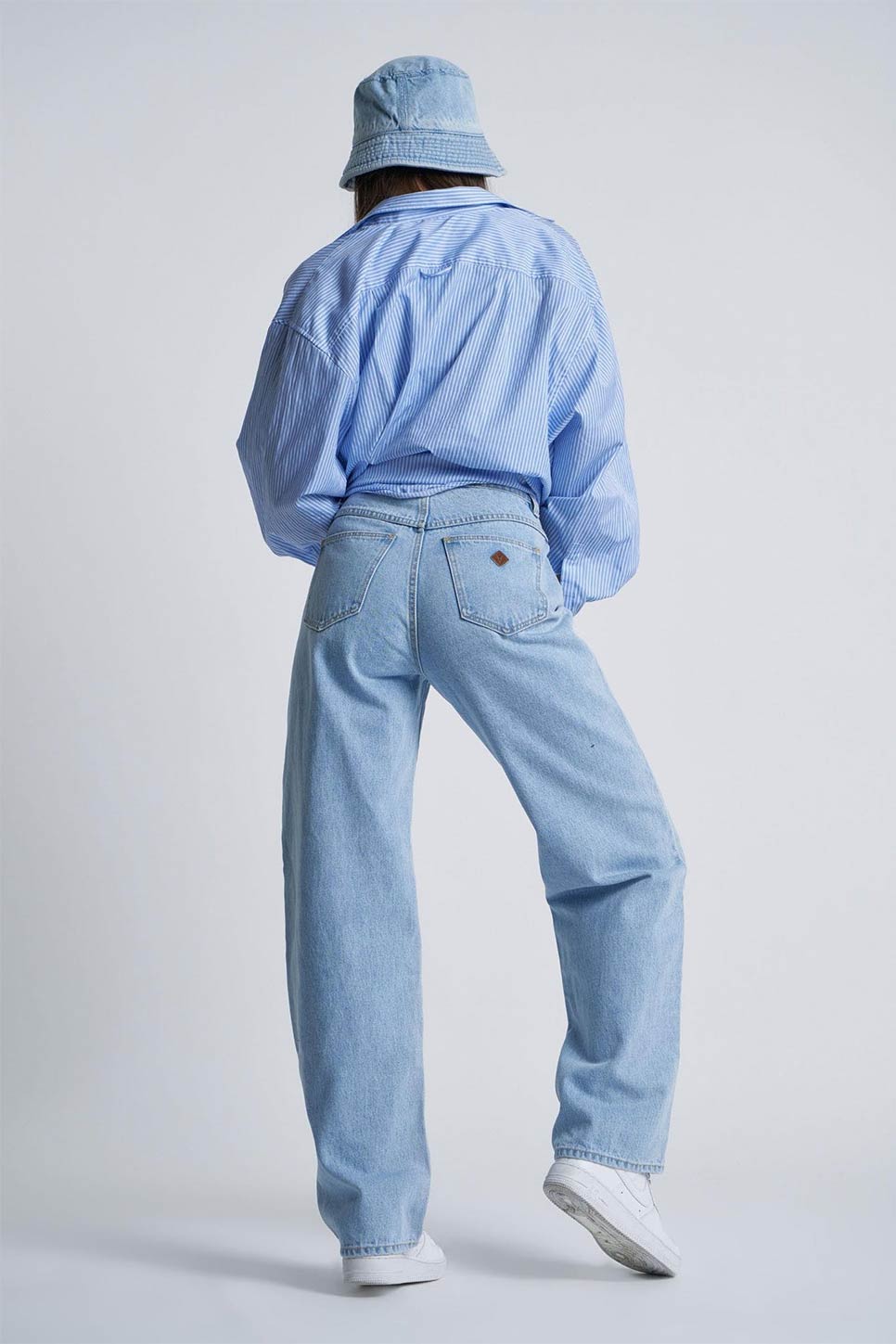 Abrand - A Carrie Jean - Walk Away - Back