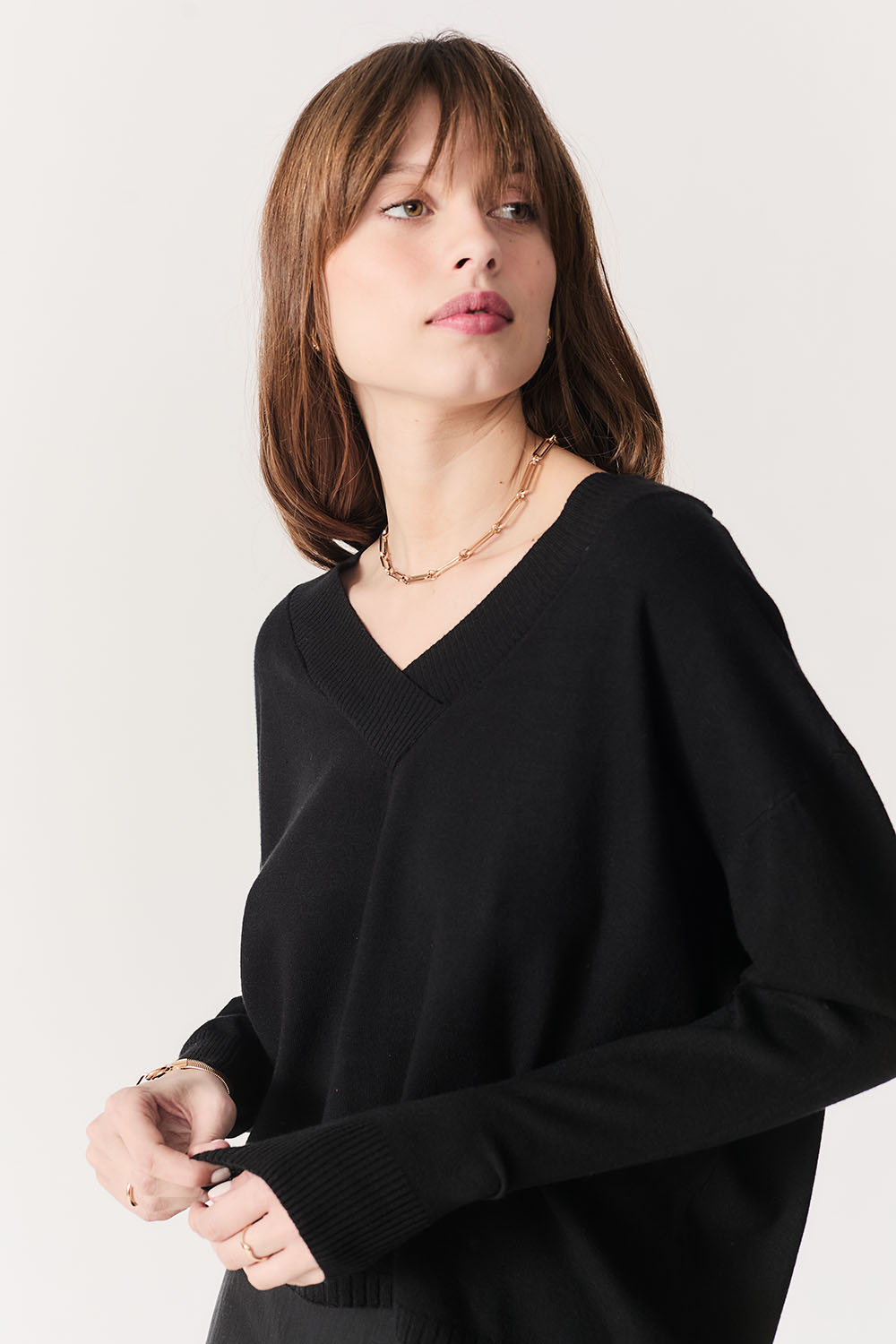 Deluc - Betula V Neck Sweater - Black - Detail
