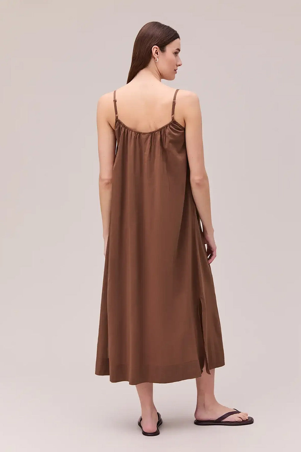 richer poorer the breezy cotton dress brunette back
