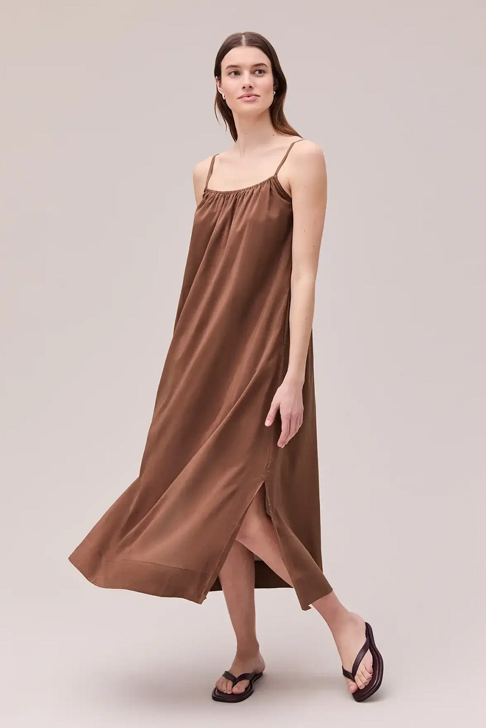 richer poorer the breezy cotton dress brunette front