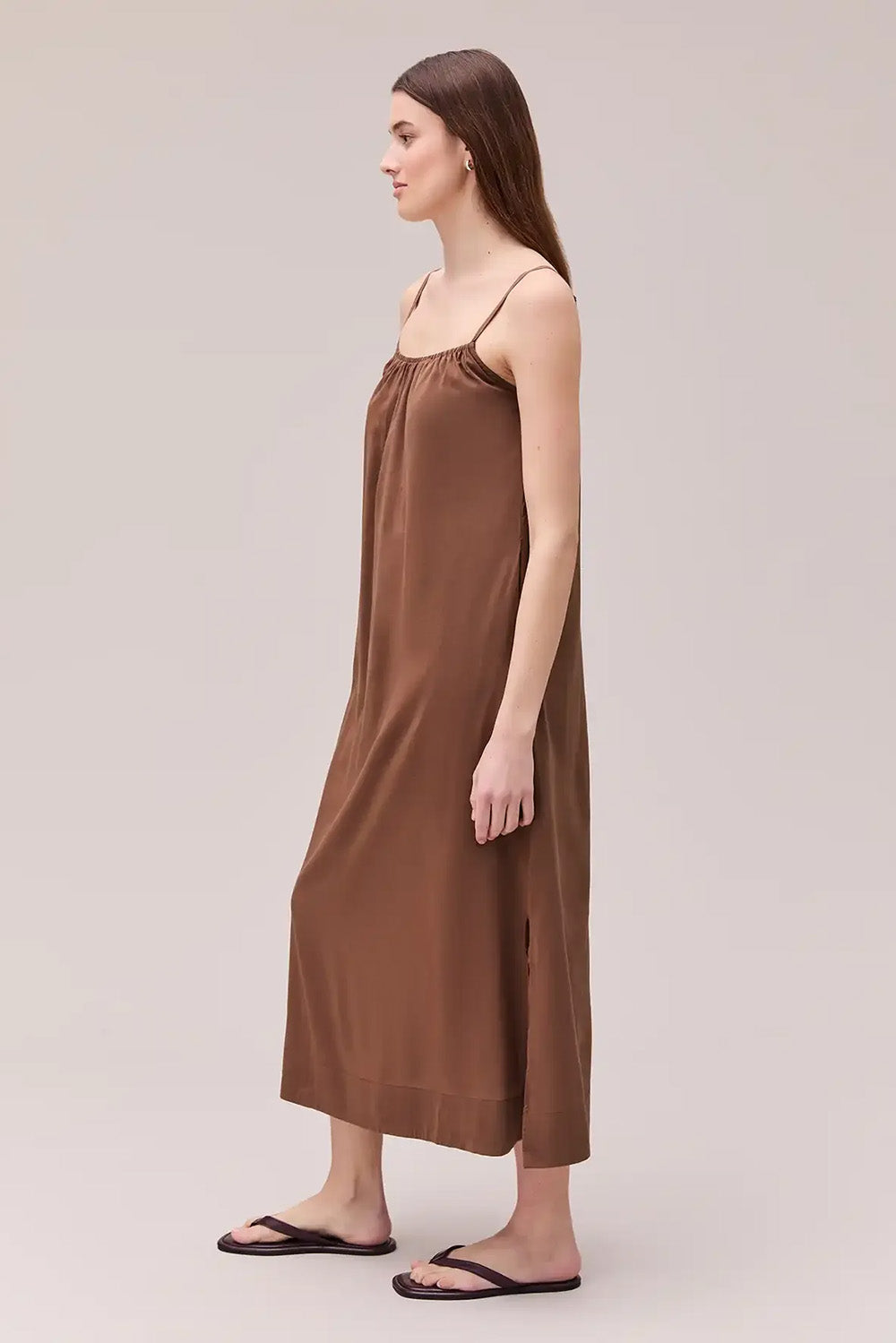 richer poorer the breezy cotton dress brunette side