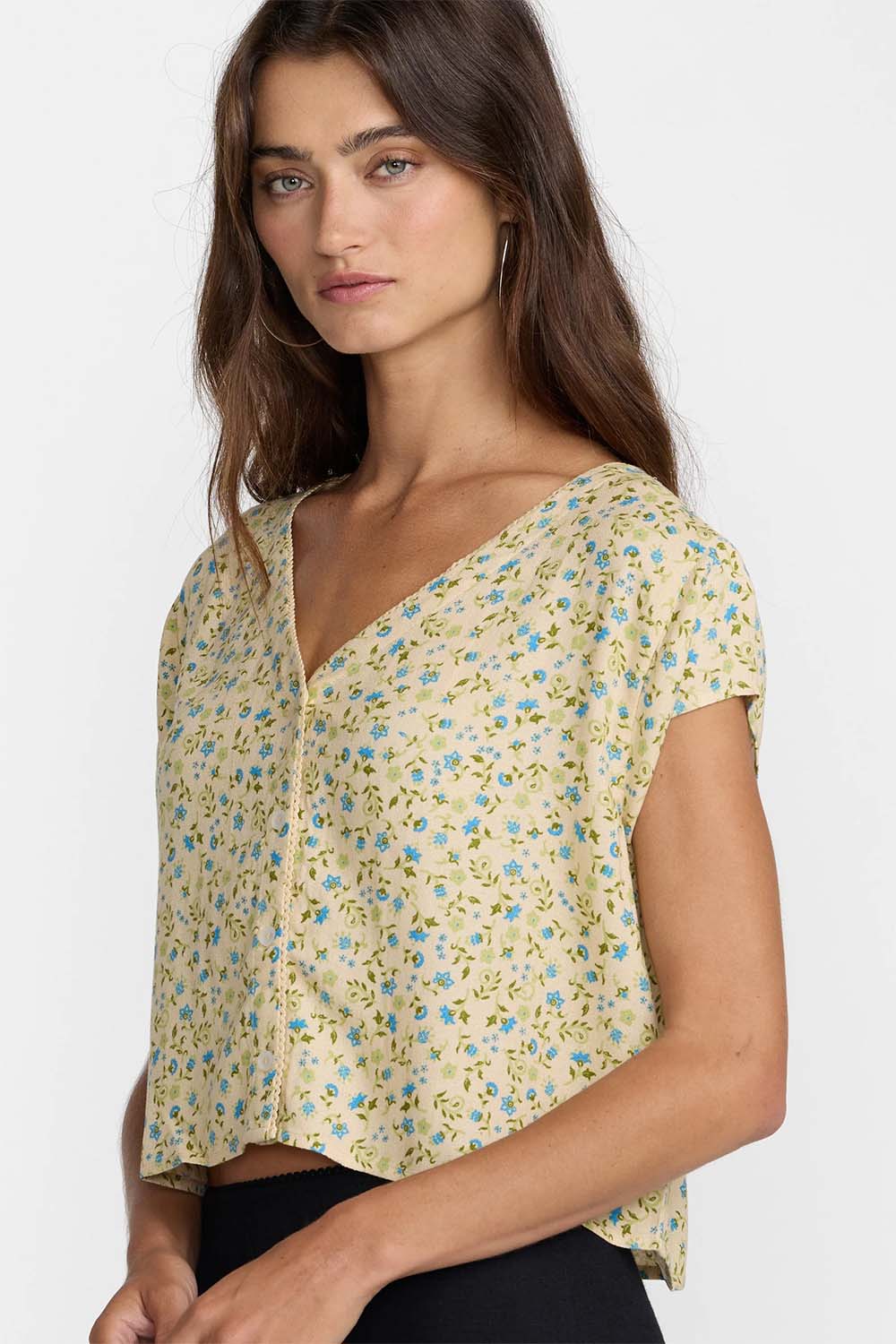 rvca amalfi ss light tan detail