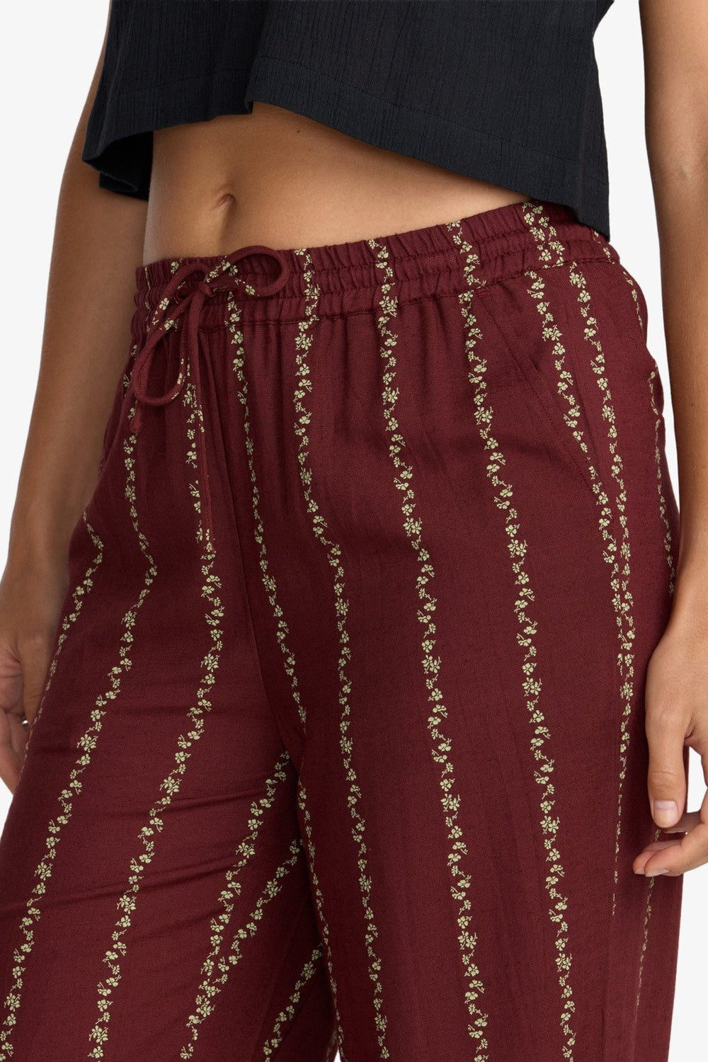 rvca florence pant madder brown detail