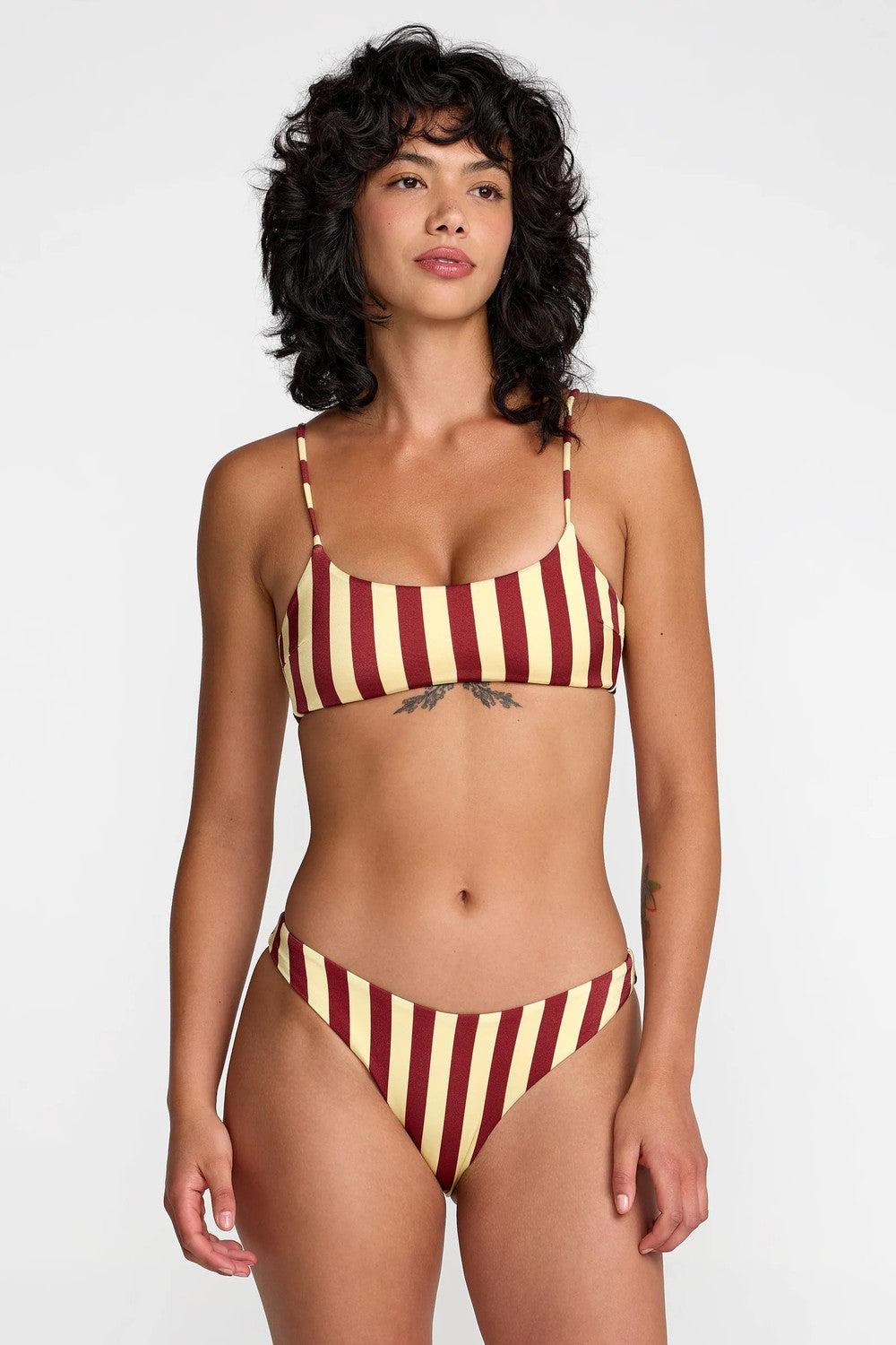 rvca leon med french sunshine front
