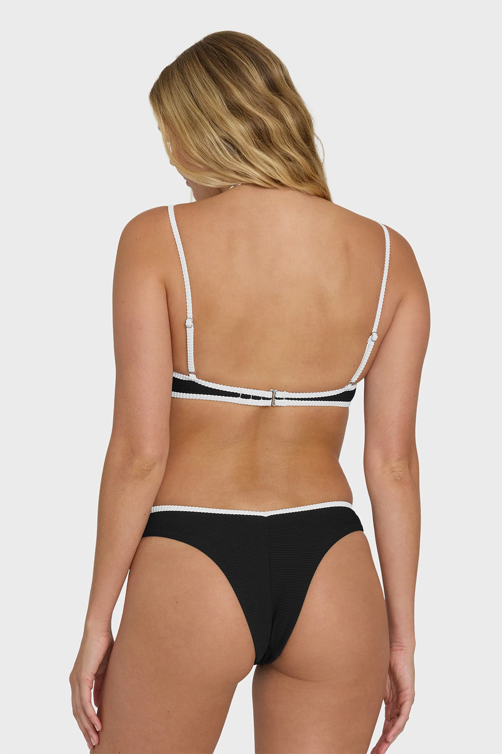 rvca tanlines bound jaclyn crop black pebble back