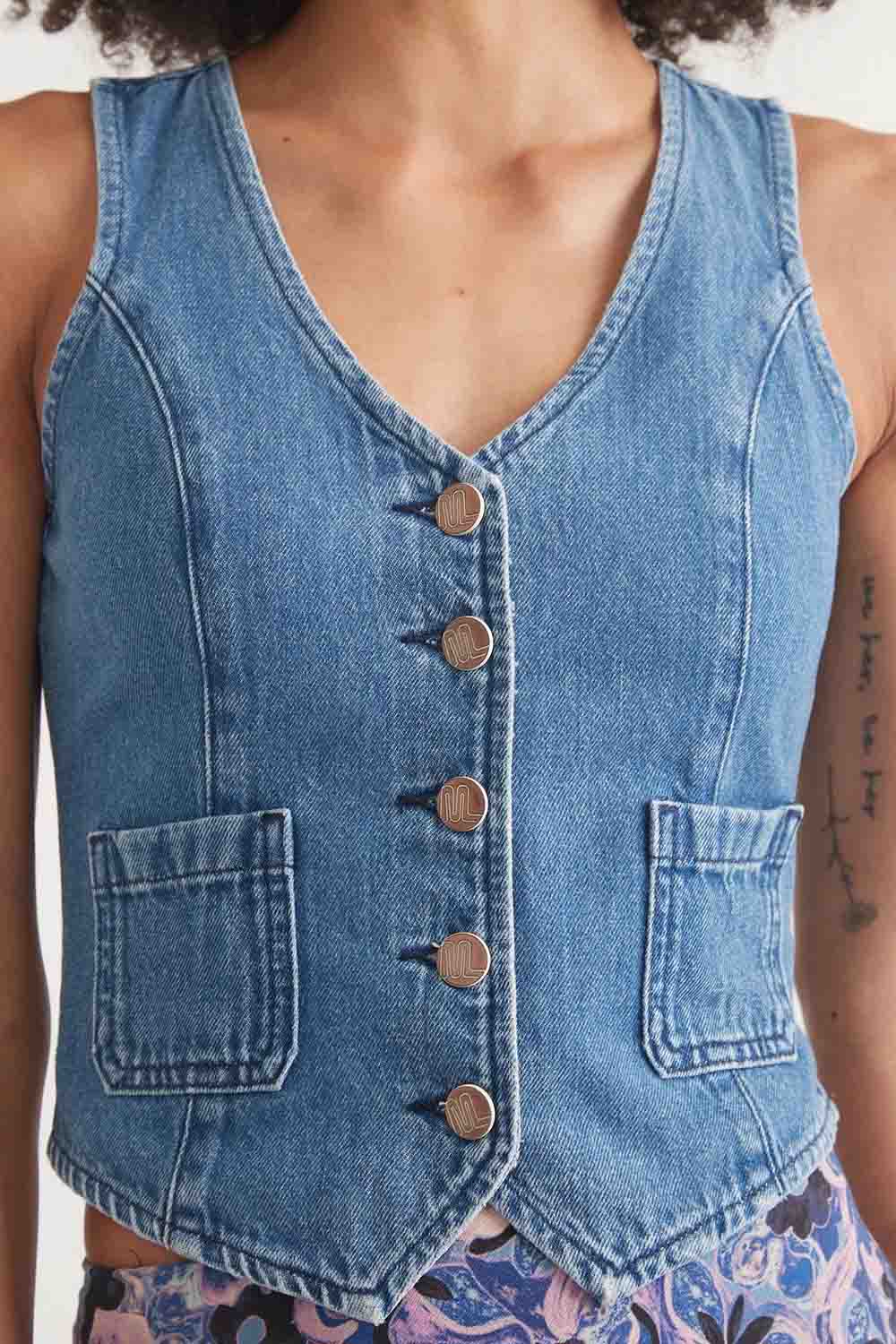 Marine Layer - Daisy Denim Vest - Medium Wash - Detail