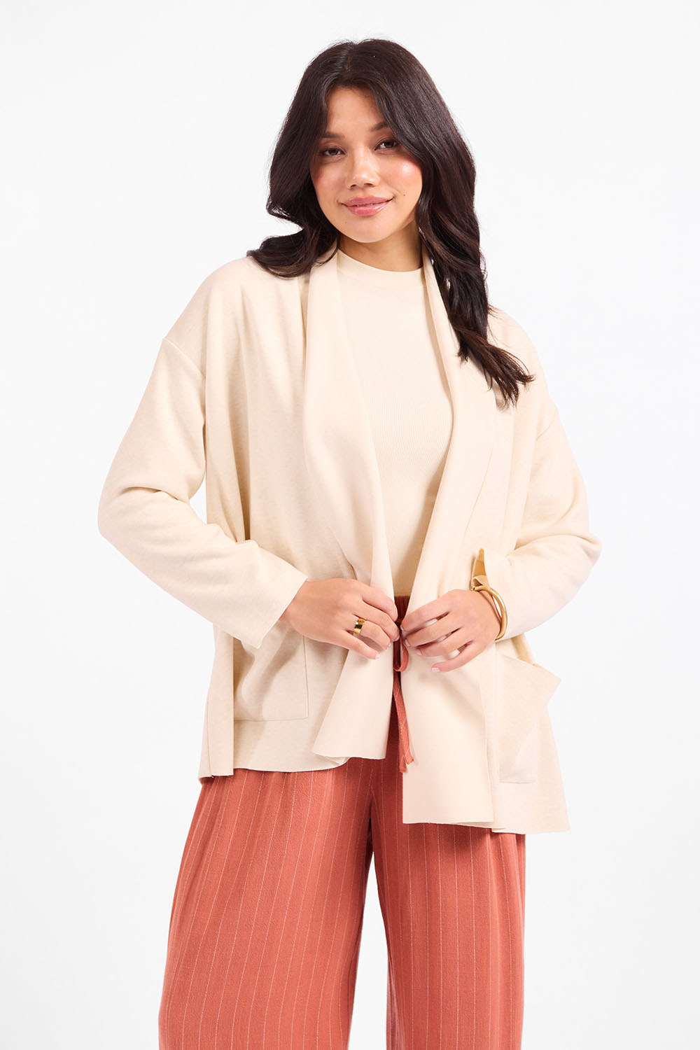 sadie-and-sage-alessia-shawl-collar-open-coat-cream-front