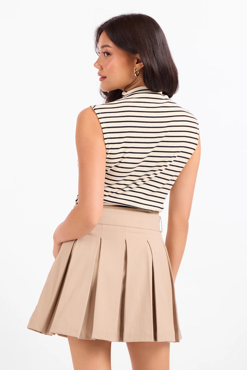 sadie-and-sage-brioche-mock-neck-knit-tank-cream-black-back