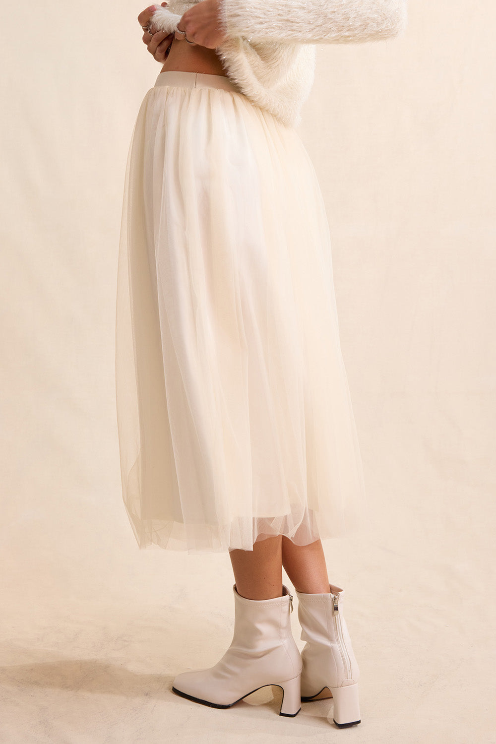 Sadie & Sage Invitation Tulle Midi Skirt in Cream — Back view