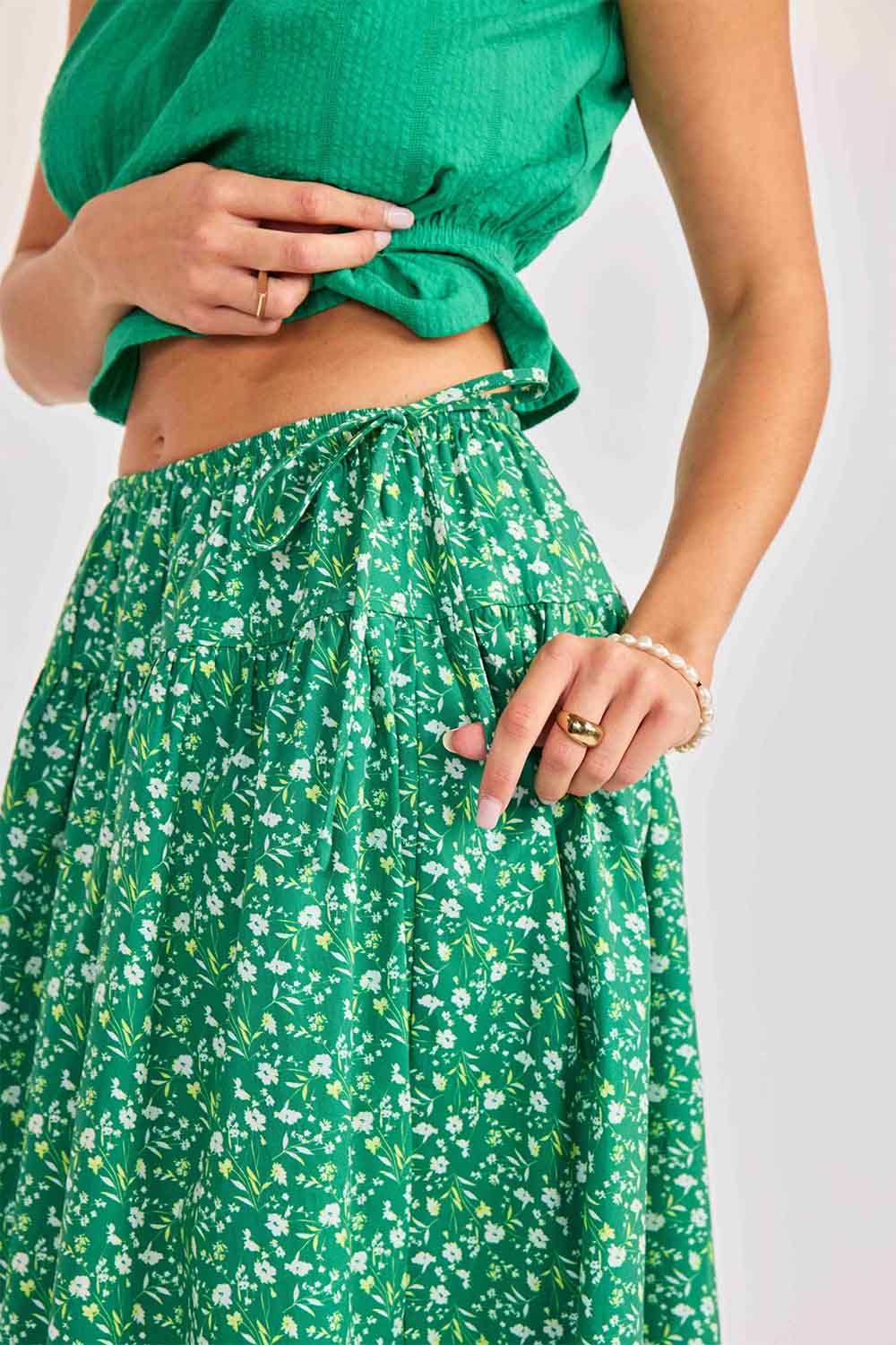 sadie and sage sun escape midi skirt kelly green multi detail