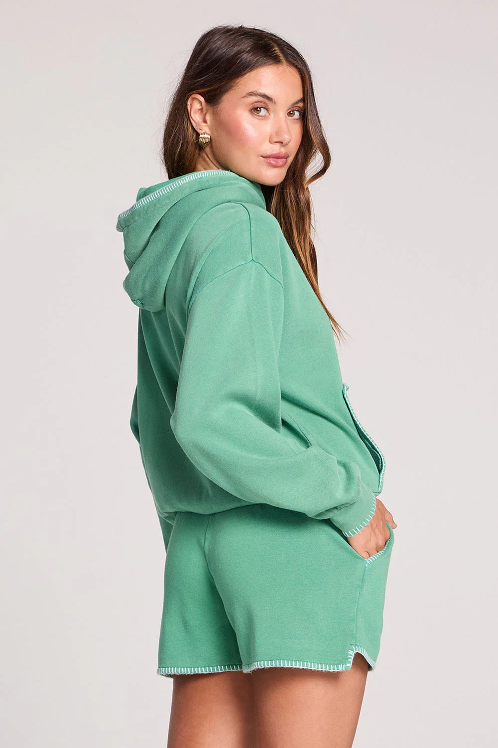 saltwater leyanne pullover clover back