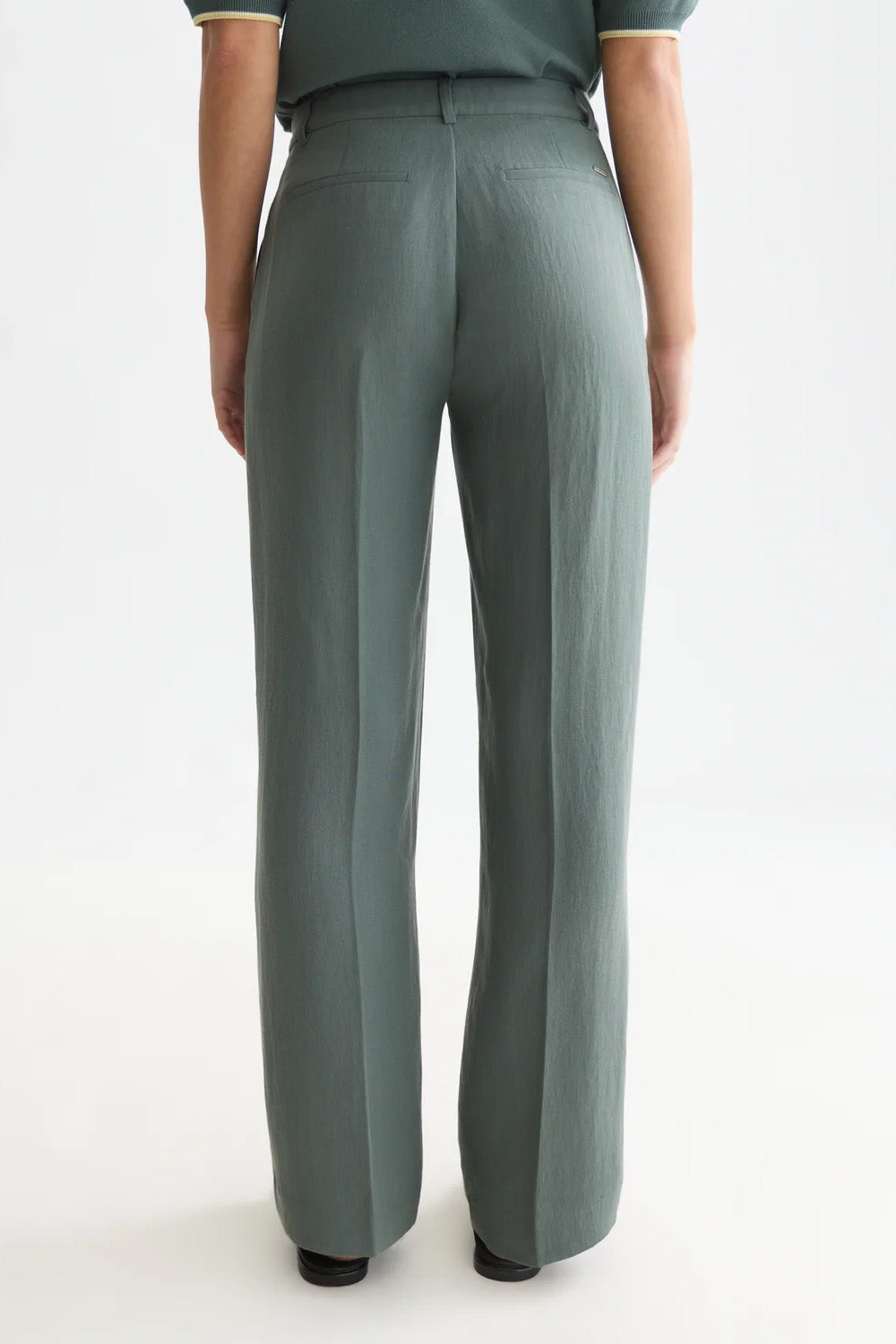Scotch & Soda Edie High Rise Wide Leg in Balsam Green — Back view