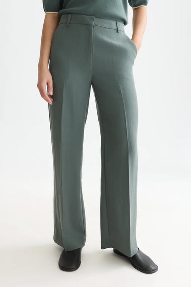 Scotch & Soda Edie High Rise Wide Leg in Balsam Green — Front view