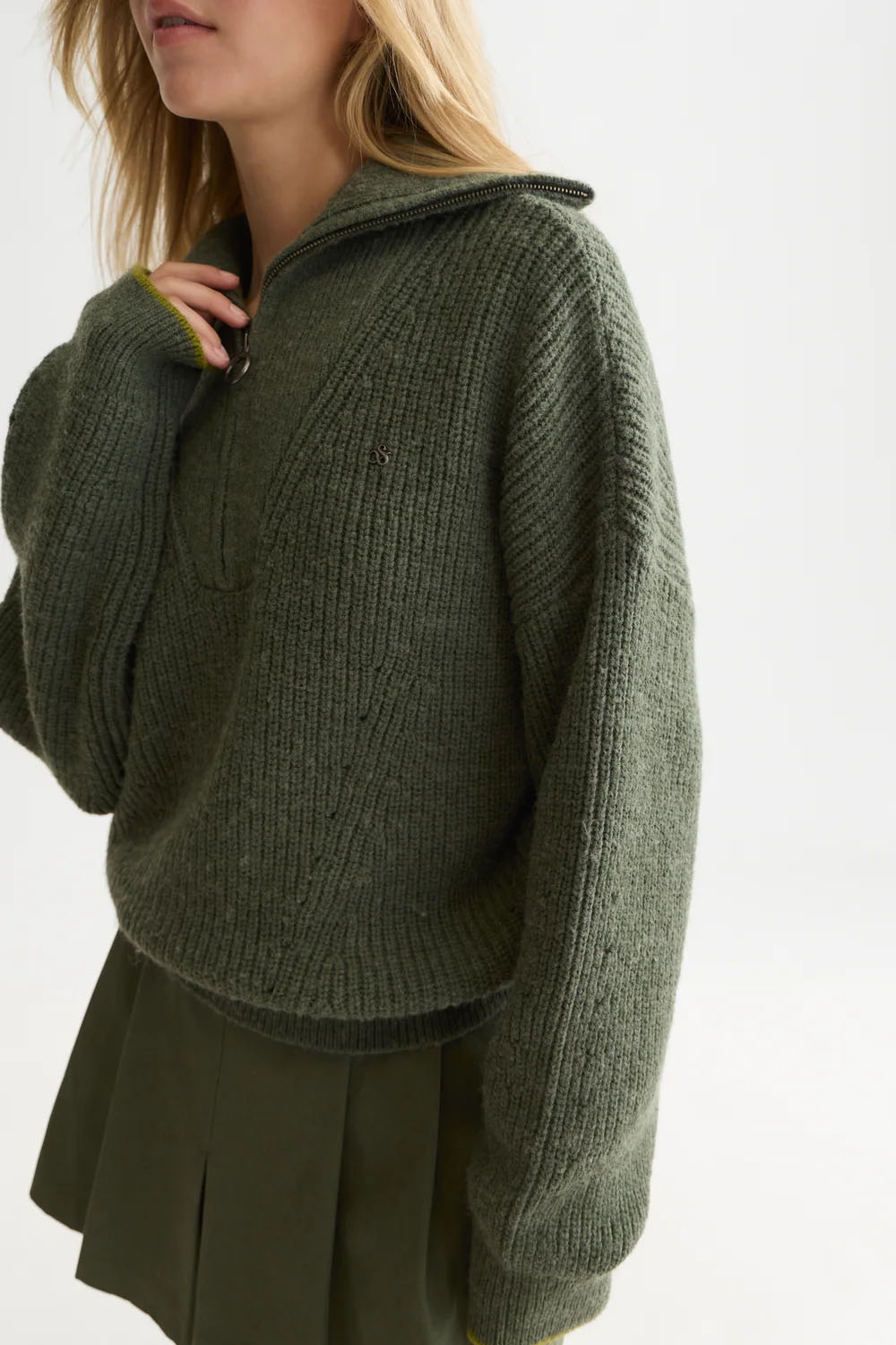 Scotch & Soda Half-Zip Relaxed Fit Pullover in Thyme — collar detail view