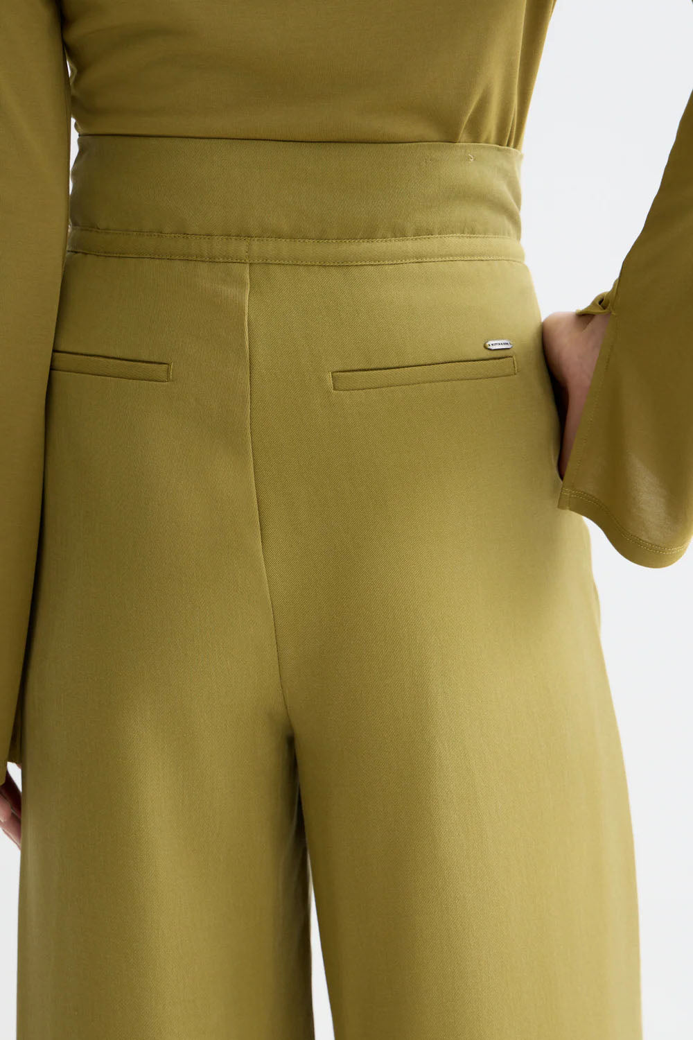 scotch and soda june wide leg green moss detail