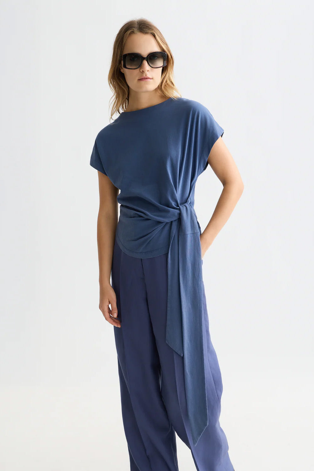 scotch and soda knotted tshirt oceana front