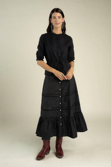 sendero-prairie-skirt-black-front