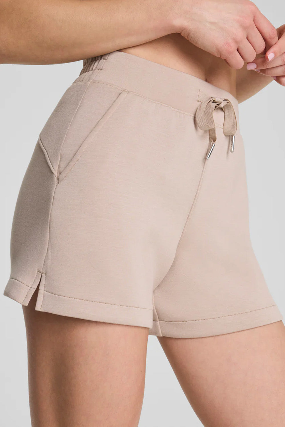 spanx airessentials short 5" dune detail