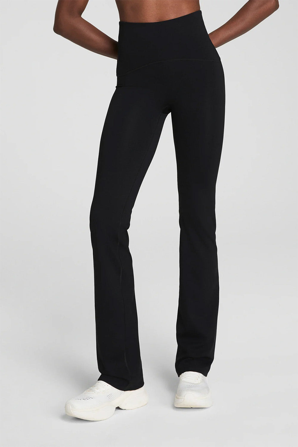 spanx booty boost flare pant very black front
