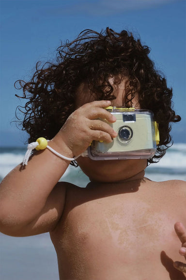 sunnylife underwater camera neon green model